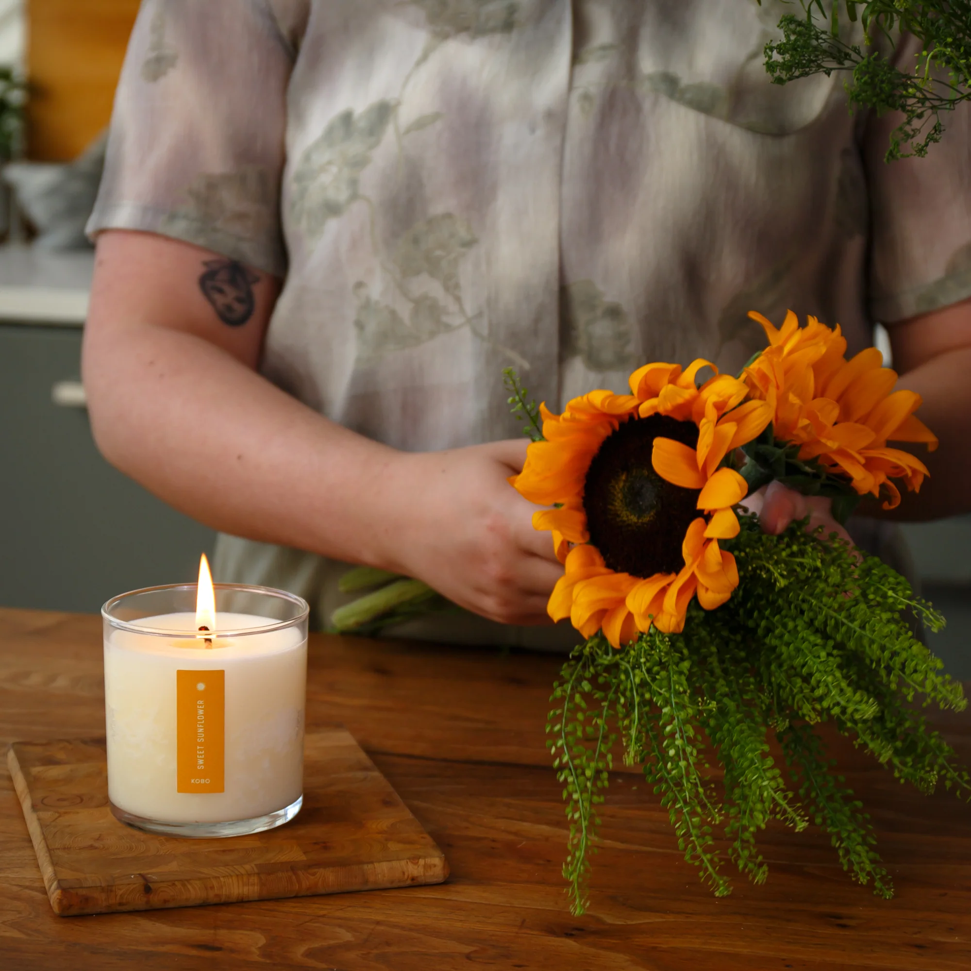 Sweet Sunflower Plant The Box Candle - Image 5